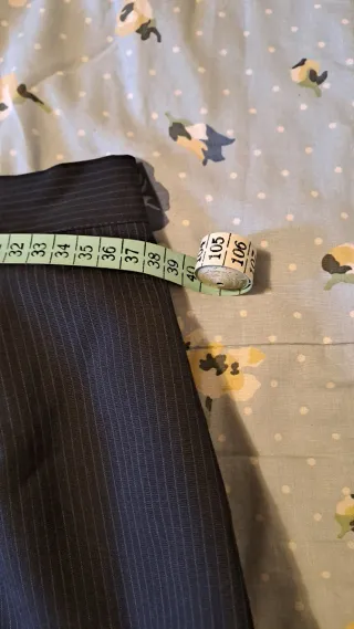 Gonna nera a strisce bianche con spacco dietro