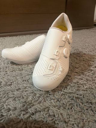 Zapatillas de ciclismo blancas