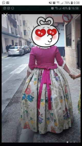 Traje de Fallera Adolescente con manteletas