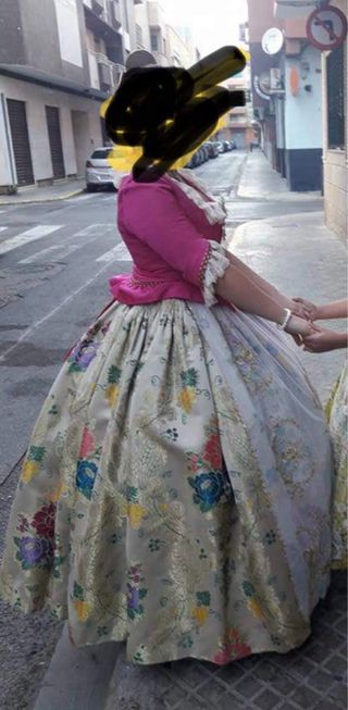 Traje de Fallera Adolescente con manteletas
