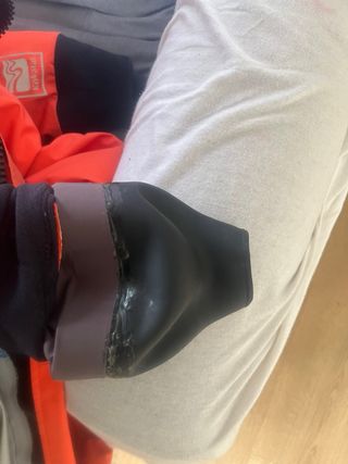 Traje Seco Kokatat Naranja y Gris