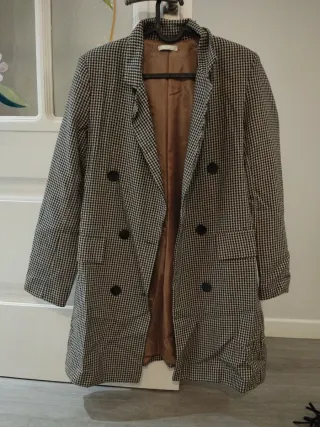 Americana larga cuadros marron y negro