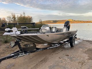 Bass Boat Lowe Skorpion