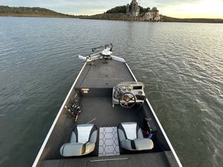 Bass Boat Lowe Skorpion