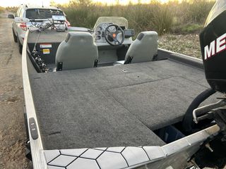 Bass Boat Lowe Skorpion