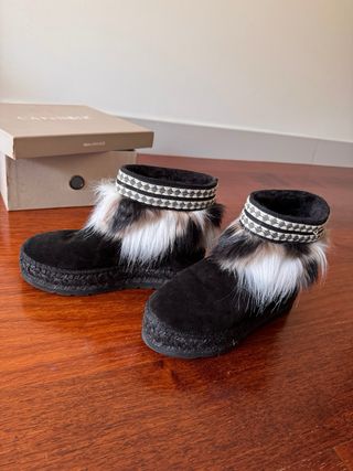 Botines boho negros con pelo talla 39