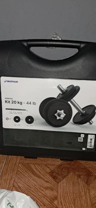 Maletín pesas Decathlon 20 kg usado en 3 ocasiones