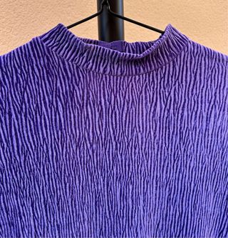 Vestido lila espalda descubierta