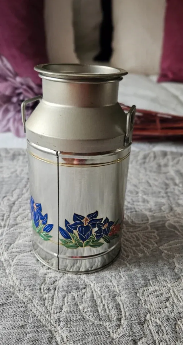 Latte Lindt decorativo/organizer