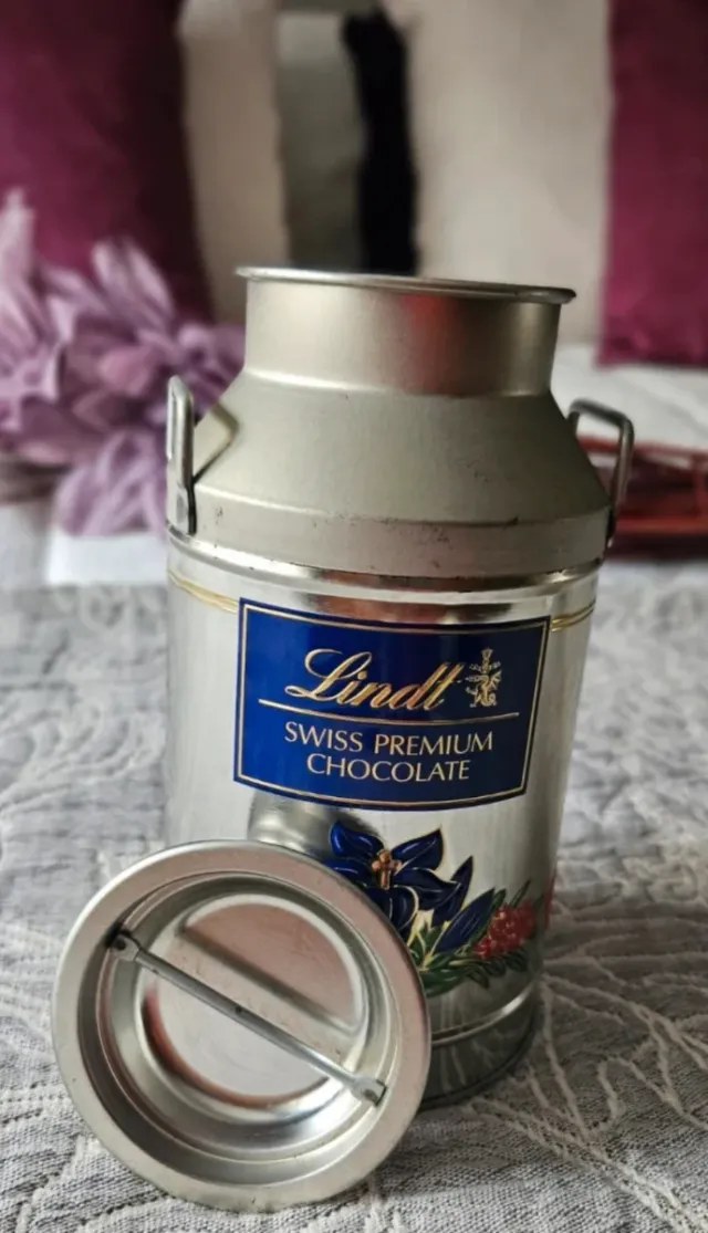 Latte Lindt decorativo/organizer