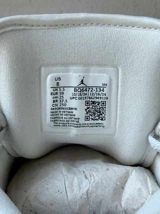 Nike Air Jordan 1 Mid Grey Icy Igloo [39]
