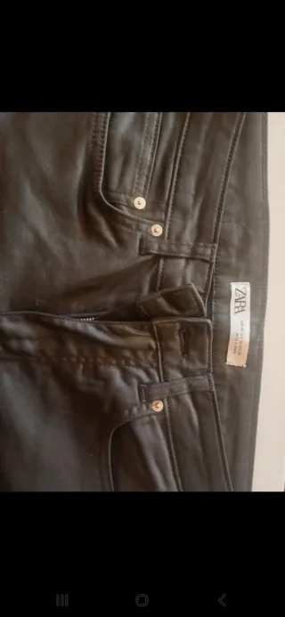 Pantalones vaqueros Zara semibrillo negros