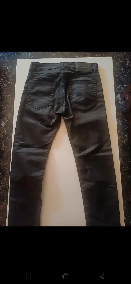 Pantalones vaqueros Zara semibrillo negros