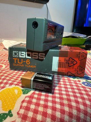 Accordatore strumenti TU-6