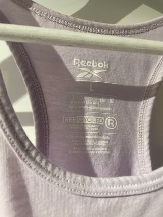Camiseta tirantes lila Reebok Talla L