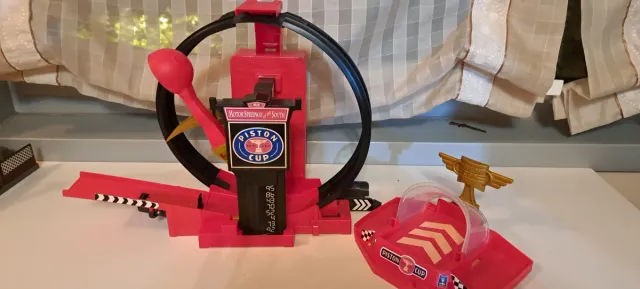 Pista de carreras Superlooping XRS de Cars