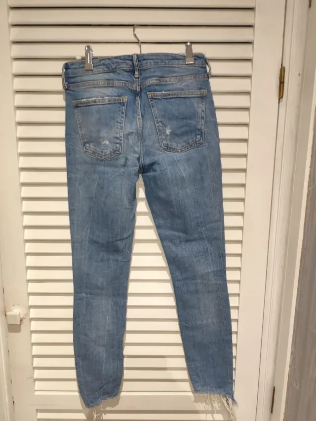 Vaqueros pitillo mujer desgastados