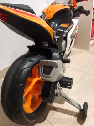 Moto Injusa Repsol Batería Infantil