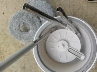 Secchio pavimenti con spazzole ricambio