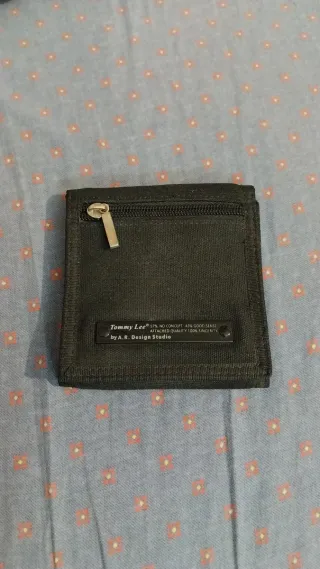 Cartera Tommy Lee Negra