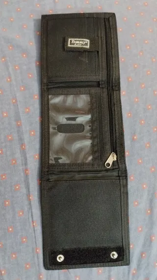 Cartera Tommy Lee Negra