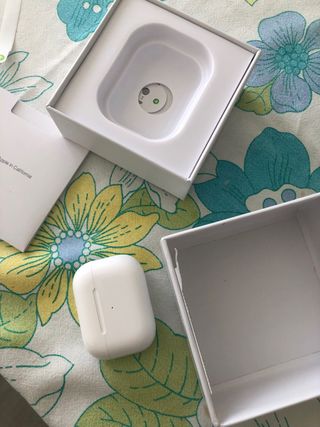 AirPods Pro 2 Apple
