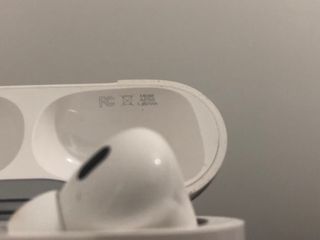 AirPods Pro 2 Apple