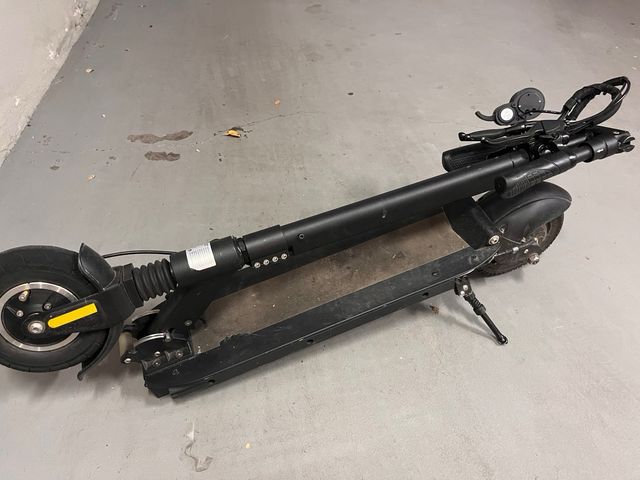 Patín Eléctrico Ruina - Buen Estado