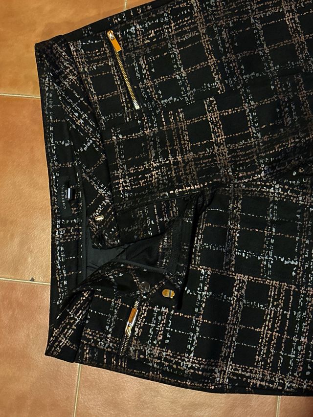 Pantalón de vestir Cortefiel cuadros talla 44