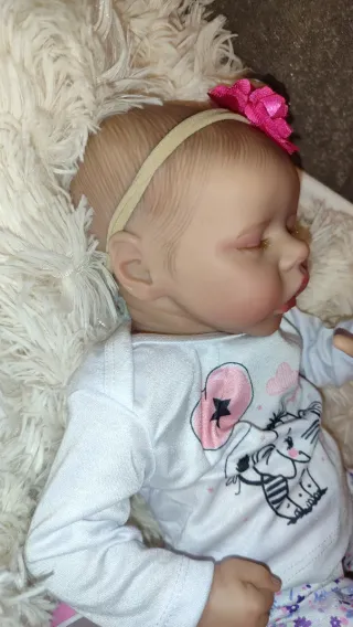 Bambola Reborn femmina con ciuccio e biberon