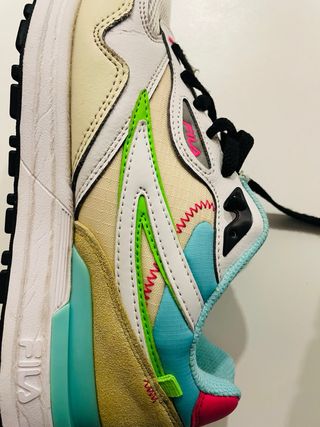 Zapatillas Fila. Talla 40.