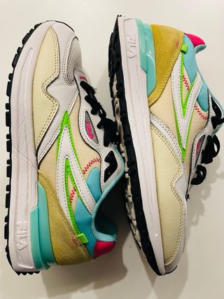Zapatillas Fila. Talla 40.