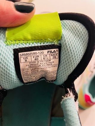 Zapatillas Fila. Talla 40.