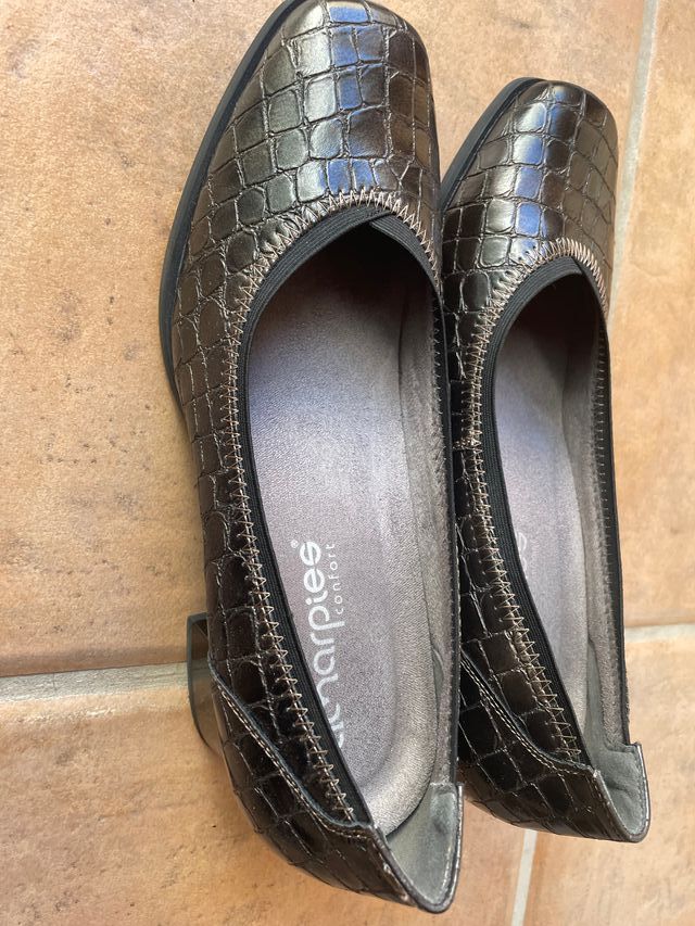 Zapatos Acornies Mujer Negros/Dorados Talla X