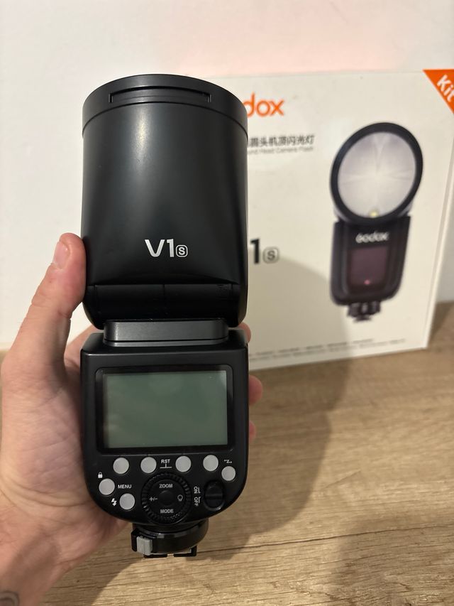 Godox V1S TTL Li-ion Round Head Flash