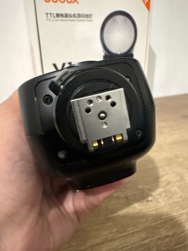 Godox V1S TTL Li-ion Round Head Flash