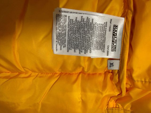 Abrigo Napapijri AERONS Amarillo