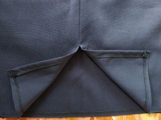 Traje falda y chaqueta azul