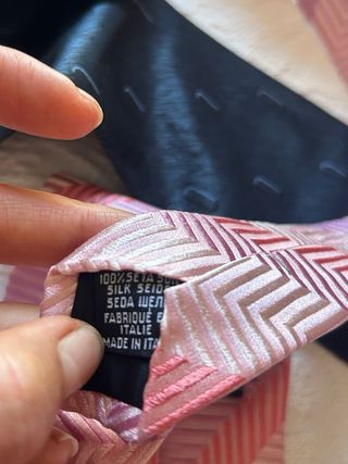 Lote 2 Corbatas Hugo Boss Seda
