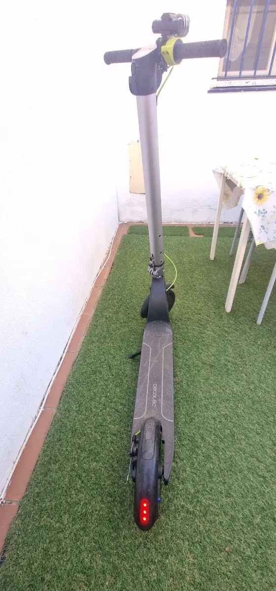 Patinete Eléctrico Cecotec Bongo Serie A