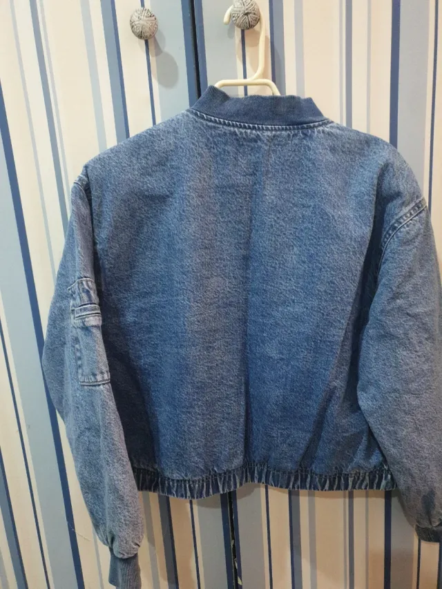 Chaqueta vaquera Zara bomber invierno