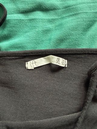 Blusa L Primark + Camiseta