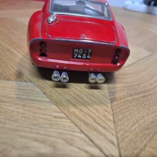 Ferrari GTO 1962 Burago 1/18