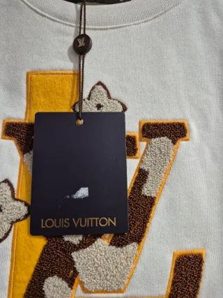 Sudadera Louis Vuitton Blanca con Logo