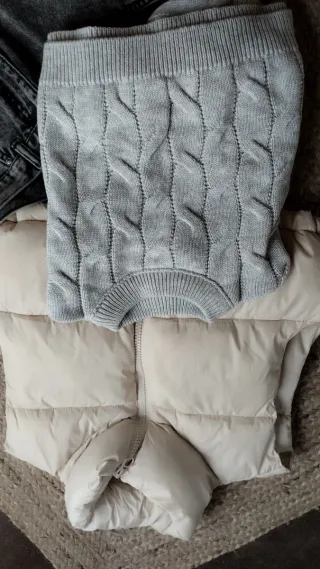 Lote abrigo beige y jersey gris