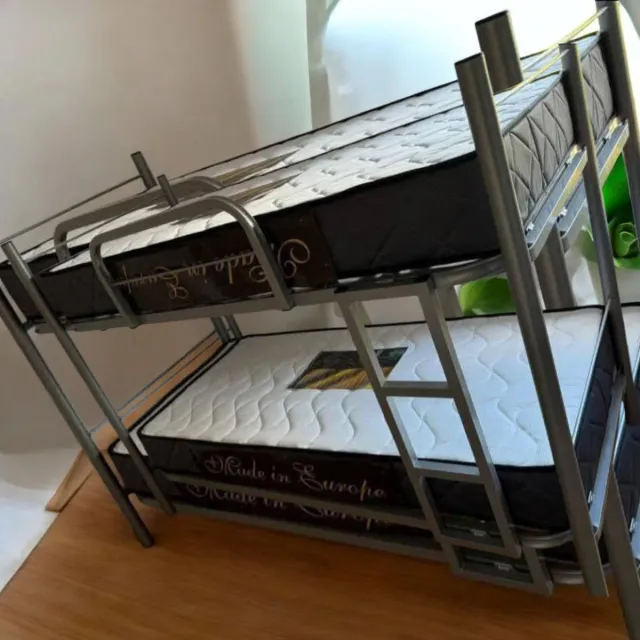 Letto A Castello Metallico Nero