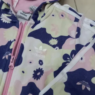 Set 2 felpe Adidas e Benetton 3-4 anni