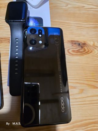Móvil y Smartwatch Oppo Negro