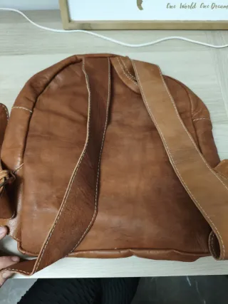 Mochila de piel marrón cabra