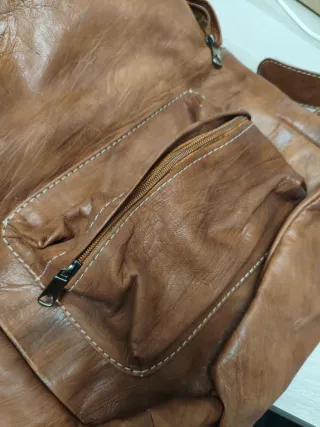 Mochila de piel marrón cabra